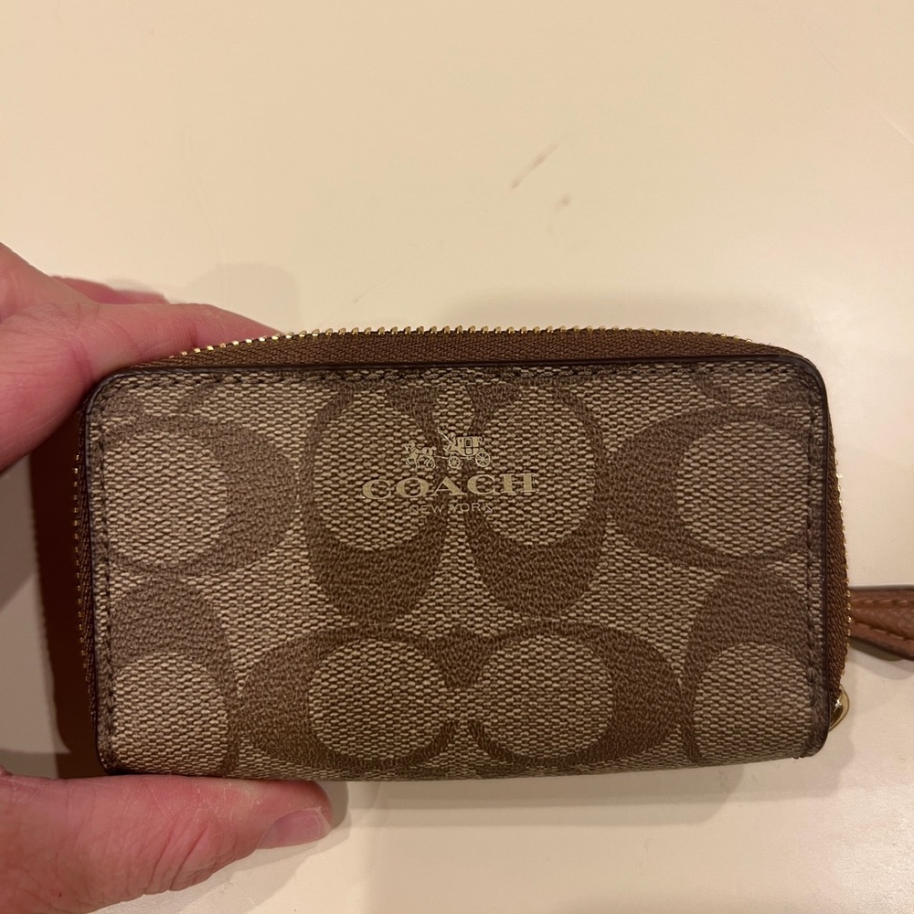 Coach Signature Brown Key & Card Holder